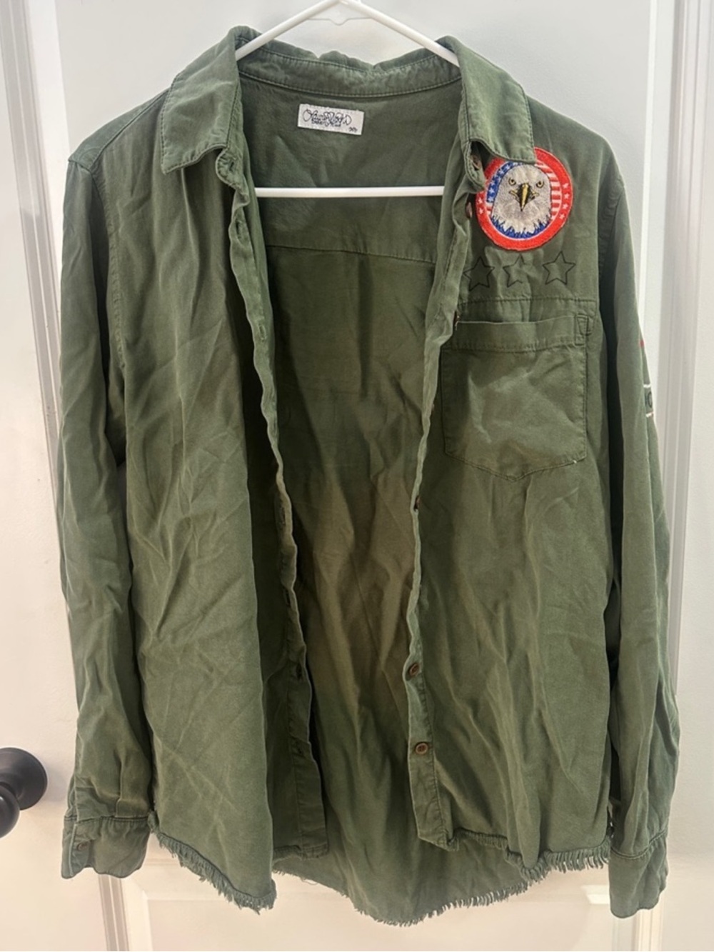 Lauren Moshi Wearable Art Green Military Grunge Top with Eagle Patch Size XS EUC - Picture 7 of 7